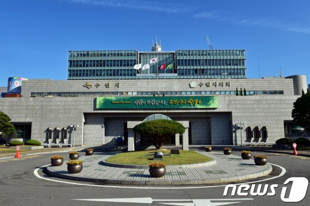 ‘신종 코로나바이러스 감염증’(우한폐렴) 7번째 확진환자가 발생한 가운데 경기 수원시 소재 한 어린이집 보육교사가 7번째 확진환자와 밀접접촉한 것으로 확인됐다.© 뉴스1