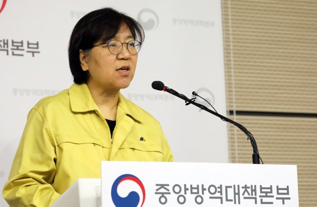 정은경 질병관리본부장이 7일 정부세종청사 보건복지부 브리핑실에서 신종 코로나바이러스 국내 발생 현황 브리핑을 하고 있다. 사진=뉴스1