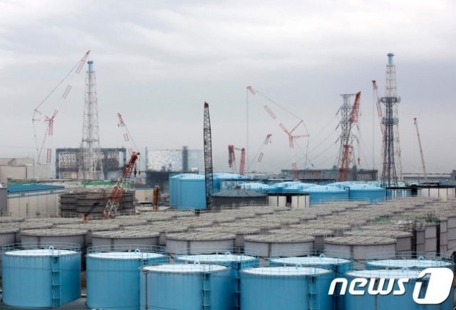 일본 후쿠시마 제1원자력발전소 부지 내의 방사성 오염수 저장 탱크 (자료사진) 뉴스1