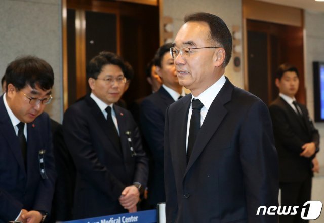 삼성전자 이사회 신임 의장으로 선출된 박재완 전 기획재정부 장관. 박 의장은 삼성전자 사상 처음으로 사외이사 출신 이사회 의장이 됐다. © News1