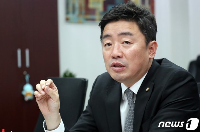 강훈식 더불어민주당 의원. © News1