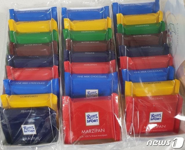 서울의료원에서 격리치료를 받던 신종 코로나바이러스 감염증 확진환자 A모씨가 의료진을 위해 인터넷으로 주문한 초콜릿. A씨는 지난 2월 14일 밸런타인데이를 맞아 의료진에게 고마움을 전하기 위해 초콜릿을 의료진에게 선물했다. © 뉴스1