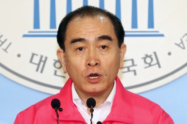 미래통합당 서울 강남갑에 공천 받은 태구민(태영호) 전 주영 북한대사관 공사가 3일 오전 서울 여의도 국회 정론관에서 21대 총선 출마선언을 하고 있다. 사진=뉴스1