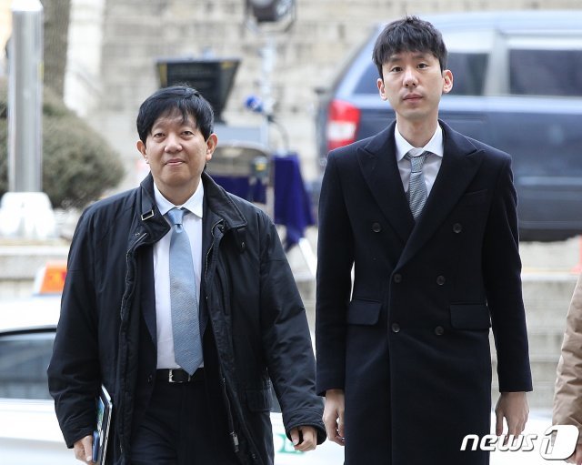 이재웅(왼쪽) 쏘카 대표와 박재욱 타다 운영사 VCNC 대표. © News1