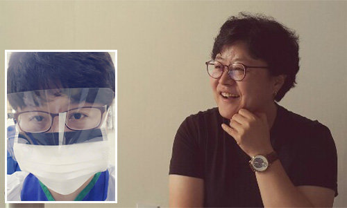 메르스 사태 당시 간호사로 활동한 김현아 씨가 작업실 에서 대본을 쓰고 있다. 작은 사진은 간호사로 일할 당시 마스크와 보호구를 쓴 김 씨. 김현아 씨 제공