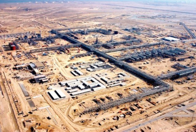 사우디아라비아 국영석유회사 아람코가 보유한 세계 최대 규모의 가와르 유전. [SAPRAC.ORG]