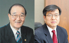 (왼쪽부터) 이호왕 명예교수, 송진원 교수