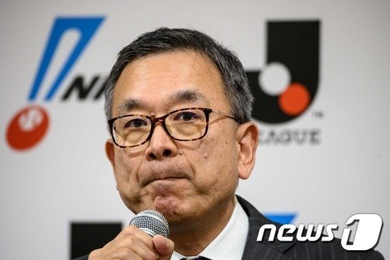 썼다 지우고 썼다 지우고 J리그 긴급사태 선언 에 7월 재개 검토 뉴스 동아닷컴