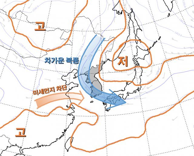 2020년 4월 9일 오전 9시 우리나라 주변 1.5km 상공 일기도. 강한 북풍이 불어서 중국 쪽에서 오는 미세먼지를 차단하고 있습니다. 자료: 기상청