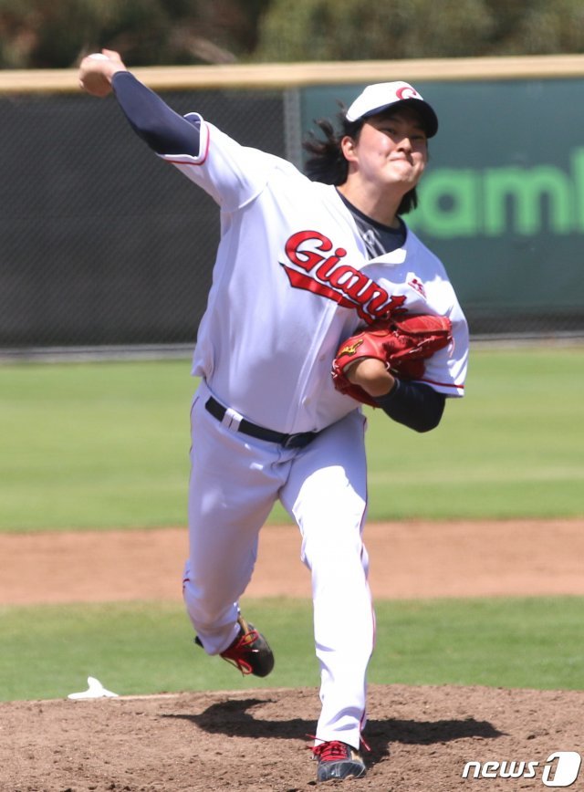 롯데 자이언츠 우완 김원중. (롯제 제공)