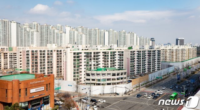 사진은 서울 송파구 재개발 아파트 단지 모습. 2020.3.27 © News1