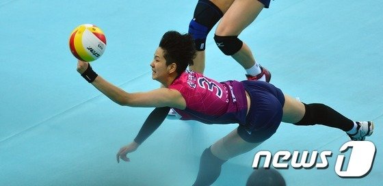 흥국생명 시절 신연경. 2015.11.23/뉴스1 © News1