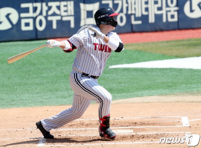 LG 트윈스 김현수. 2020.4.14/뉴스1 © News1