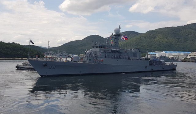 필리핀 해군이 보유하고 있는 가장 강력한 군함은 2016년 한국에서 퇴역한 ‘충주함’을 받아와 이름을 바꾼 ‘콘라도 얍(BRP Conrado Yap)’이다.
