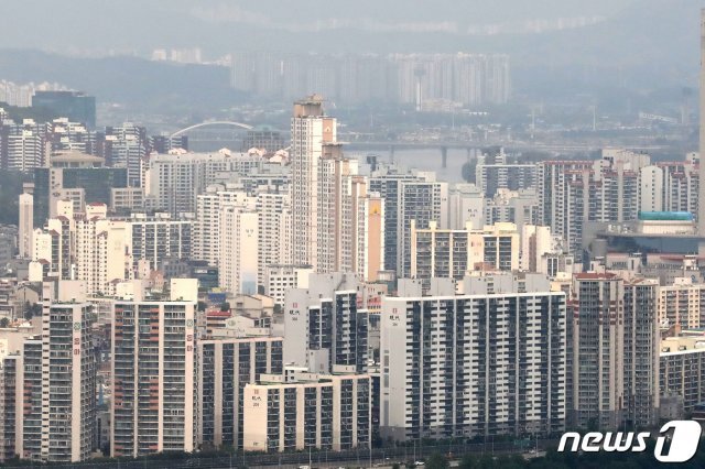 서울 시내의 아파트 단지 모습. 2020.6.19/뉴스1 © News1