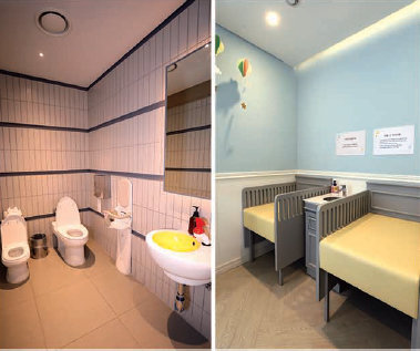 (왼쪽) 가족화장실 내부. (오른쪽) 공간을 넓힌 안락한 유아휴게실.