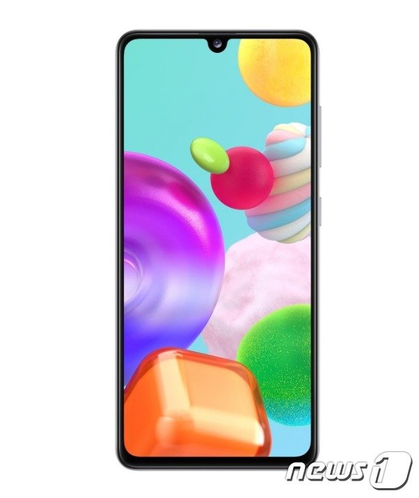 삼성전자의 ‘갤럭시A41’ <폰아레나 갈무리> © 뉴스1