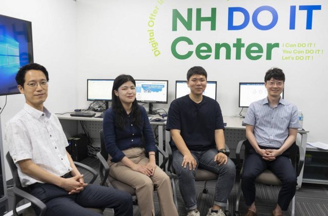 농협중앙회 IT전략본부 선행기술연구팀 김재선 차장, 한해인 계장, 조용태 계장, 오성 차장. 출처=IT동아