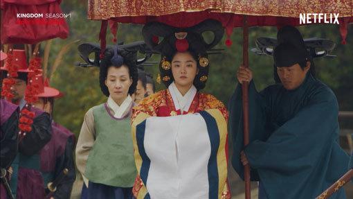 넷플릭스 오리지널 시리즈 속 한국영상 모음  \'익스플로러 코리아\'의 킹덤 장면