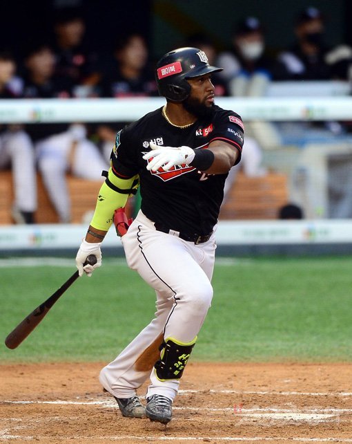 20년 6월 30일 잠실야구장. kt 타자 로하스. 주현희 기자 teth1147@donga.com