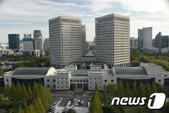 5000명이 근무하는 정부대전청사에서 첫 코로나19 확진자가 발생, 방역에 비상이 걸렸다. © 뉴스1
