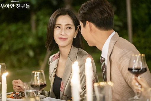 JTBC 금토드라마 ‘우아한 친구들’. 사진제공｜스튜디오드래곤