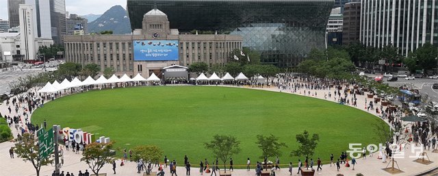 통합당 “서울시葬, 피해자에 대한 공식 가해”… 與 “업적 존중해야”
