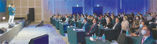 한국형 종합검진센터 해외수출 전문기업 케이메디칼랩(대표이사 이근영)이 19일 한국 의료진 해외진출 멤버십 포럼 행사를 개최했다. 케이메디칼랩 제공