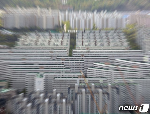 서울 강남구 아파트 단지의 모습. 2020.4.21/뉴스1 © News