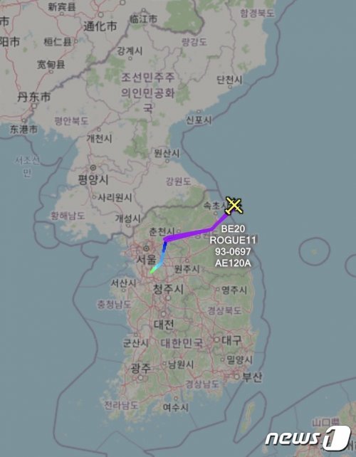 항공기 추적 트위터 계정 노 콜싸인‘(No callsign)에 27일 오전 잡힌 미 육군의 가드레일(RC-12X) 정찰기. © 뉴스1