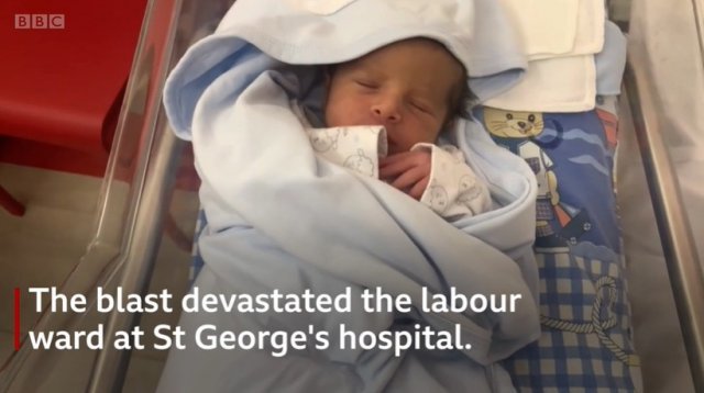 베이루트 폭발로 폐허가 된 병원에서 태어난 아기 조지-BBC 갈무리
