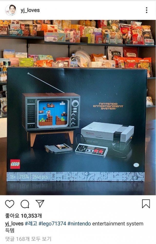 정용진 신세계그룹 부회장이 5일 자신의 인스타그램 계정에 레고 슈퍼마리오 시리즈 신제품 ‘NES(Nintendo Entertainment System’ 모델을 공유했다.(정용진 신세계그룹 부회장 인스타그램)© 뉴스1