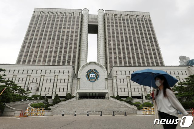 서울 서초구 서울중앙지법 모습. 2020.7.27/뉴스1 © News1