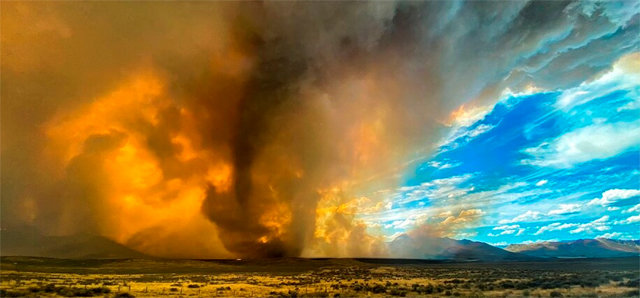 15일
 미국 캘리포니아주 래슨카운티 산불 현장에서 연기가 원뿔 모형으로 치솟은 ‘파이어네이도(firenado)’가 관측된 모습. 화재로
 달아오른 뜨거운 공기가 상승할 때 옆바람이 더해져 토네이도처럼 소용돌이 모양으로 회전하는 현상을 뜻한다. 이번 산불은 여름철을 
맞아 가뜩이나 폭염이 심한 상황에서 발생해 진화에 어려움을 겪고 있다. 캘리포니아=AP 뉴시스