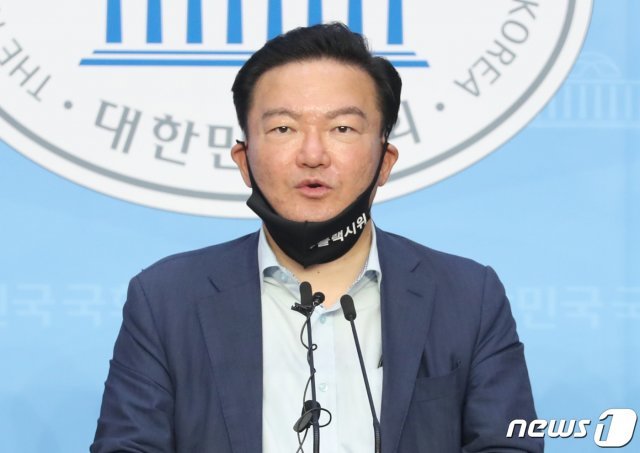 민경욱 전 미래통합당 의원. 뉴스1