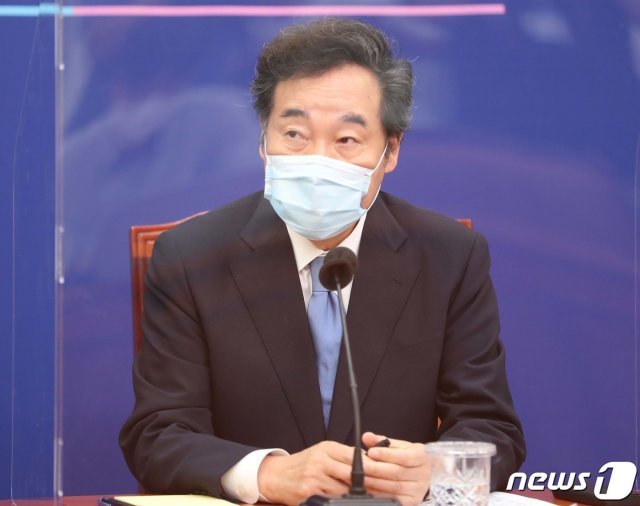 이낙연 더불어민주당 신임 대표가 31일 오후 서울 여의도 국회에서 기자간담회를 하고 있다. 2020.8.31/뉴스1 © News1