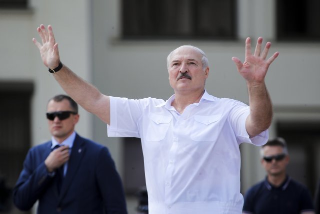 부정선거 논란에 휩싸인 동유럽 벨라루스의 알렉산드르 루카셴코 대통령. AP 뉴시스