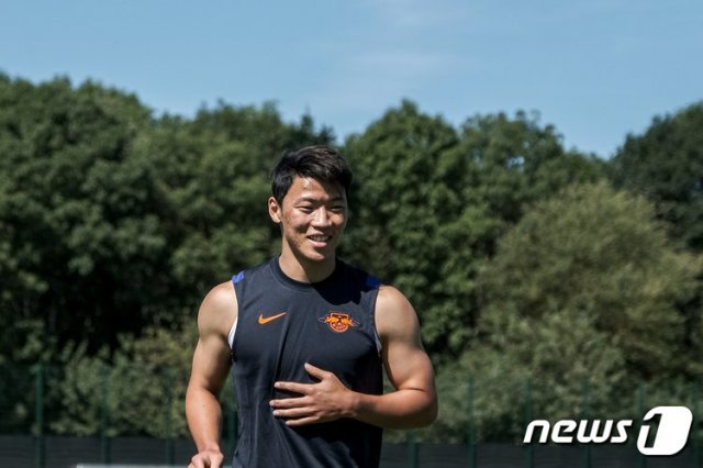 독일 분데스리가의 라이프치히로 이적한 황희찬. (라이프치히 홈페이지) 2020.8.4/뉴스1