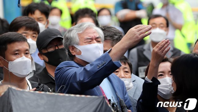 보석 취소로 재수감된 전광훈 목사./뉴스1 © News1