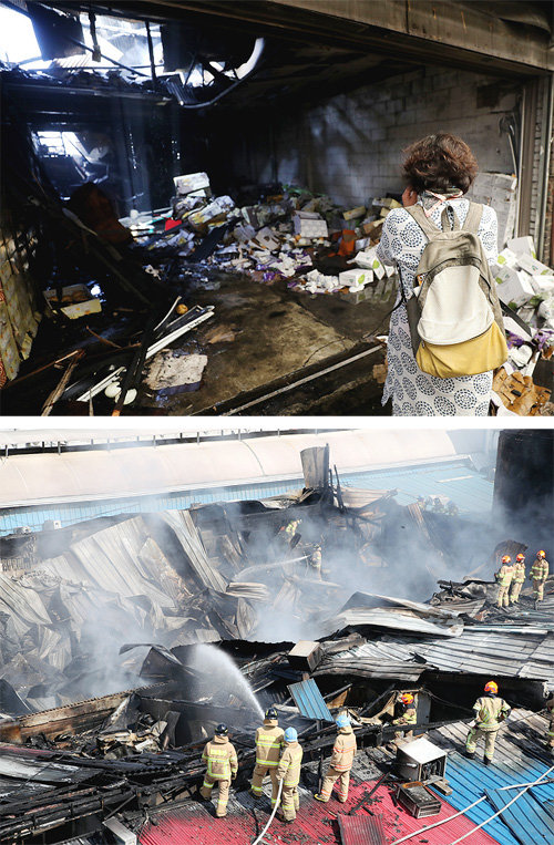 추석 연휴를 앞둔 21일 오전 서울 동대문구 청량리 청과물시장에서 한 상인이 불에 새카맣게 타버린 자신의 가게를 보며 
눈물을 흘리고 있다. 이날 새벽에 발생한 화재로 시장 내 점포 224곳 중 19곳이 소실됐다(위쪽 사진). 소방당국은 불이 난 지
 3시간 만인 오전 7시 19분경 큰 불길은 잡았지만 오후까지 잔불을 정리했다. 뉴스1·양회성 기자 yohan@donga.com