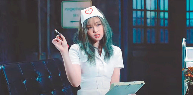 블랙핑크의 ‘러브식 걸스’ 뮤직비디오 화면 캡처.