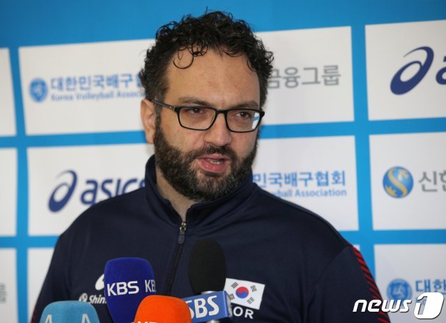 스테파노 라바리니 여자배구 대표팀 감독. 뉴스1 ⓒ News1