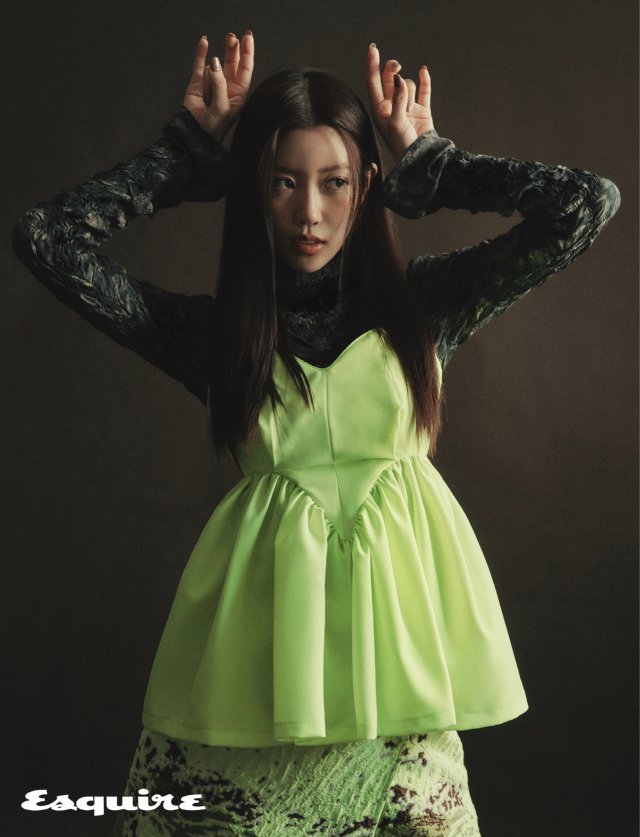 러블리즈 미주/에스콰이어