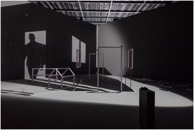 문준용 ‘Augmented Shadow - Outside’, 2020, Interactive installation, Variable size.(금산갤러리 제공)© 뉴스1