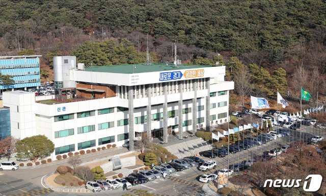 경기도가 역점사업으로 추진중인 청소년 교통비지원사업이 올해 코로나19 창궐로 인해 직격탄을 맞은 것으로 나타났다./© 뉴스1