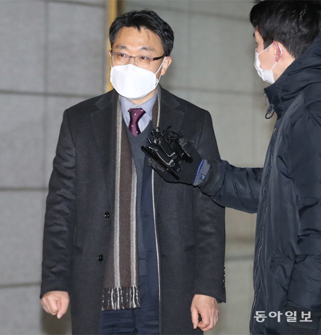 非검찰 출신 김진욱, 정치 중립성 의문에 “서서히 불식될 것”