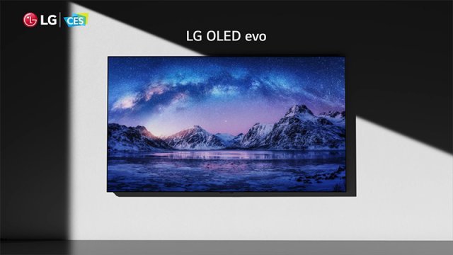 TV 제품군 중 가장 먼저 선보인 LG OLED 에보, 차세대 OLED 패널이 탑재됐다. 출처=LG전자