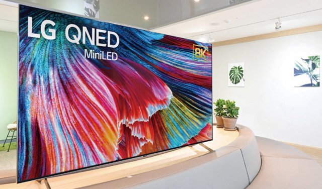 LG QNED TV는 나노셀과 퀀텀닷 기반 기술을 동시에 활용하는 ‘퀀텀 나노셀 컬러 테크놀로지’를 적용한다.