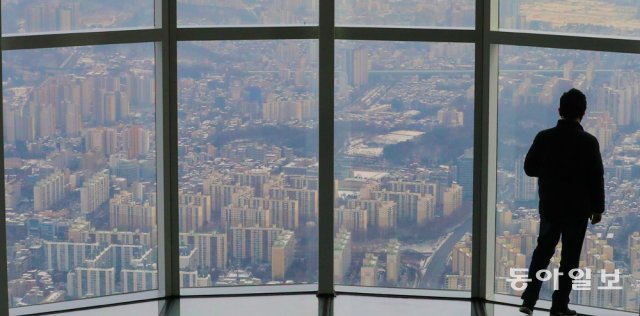 ‘창과 방패의 대결’…재보선 싸움판 된 서울 부동산 시장 - 동아일보