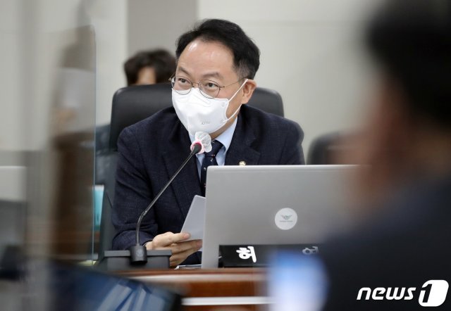 허영 더불어민주당 대변인. © News1 사진공동취재단